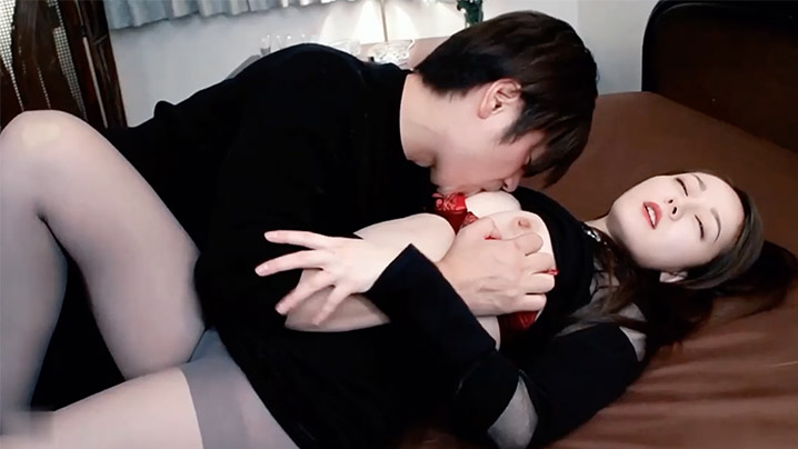 明星换脸 猥琐男舔迪丽热巴的奶子}