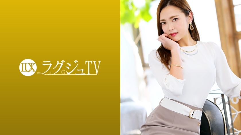 LUXU-1245 Luxury TV 1247 兼具通透与妖娆外貌的护士AV登场！私生活里，和老公擦肩而过的日子……为了释放隐藏在内心深处的性欲刺激，我一脸欣喜若狂的喘著粗气！}