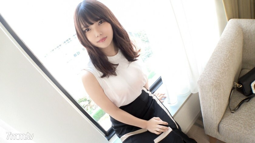 SIRO-3939 【第一枪】【NTR项目】兴奋和帅哥做爱，用和男朋友不一样的手法重复精液……【第一枪】网上AV申请→AV体验拍摄1078}